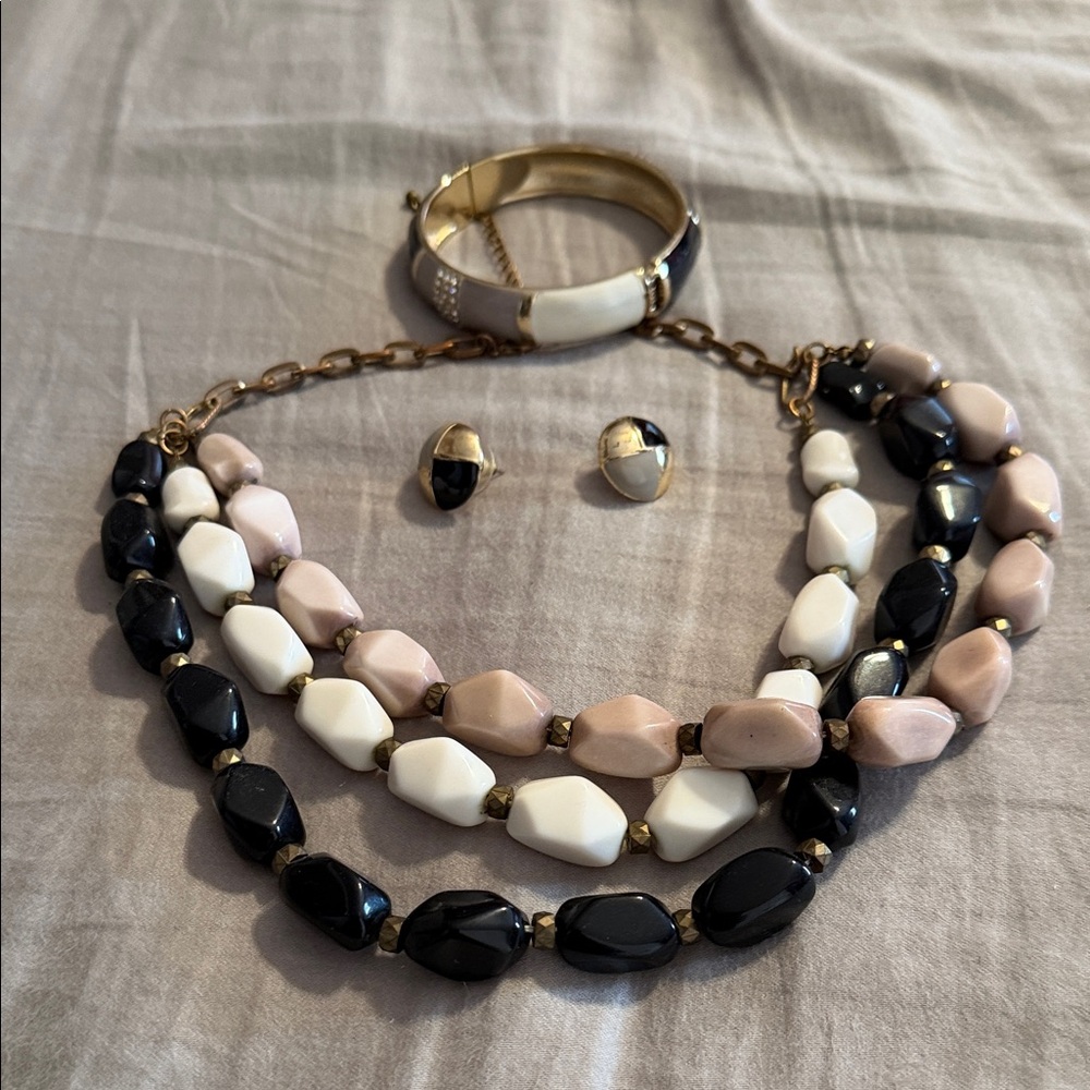 Elegant Multicolor Necklace and Bracelet Set, with earrings